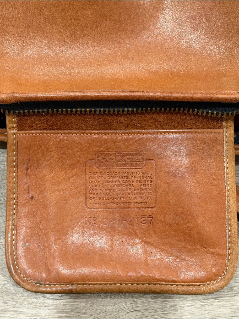 Vintage Coach Duffle Sac Bucket Bag British Tan Leather Made in USA 9085 TLC - Picture 4 of 11